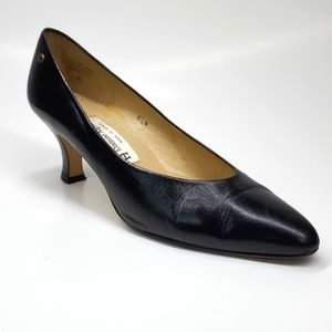 Etienne Aigner Priscilla Black Leather Pumps EUC